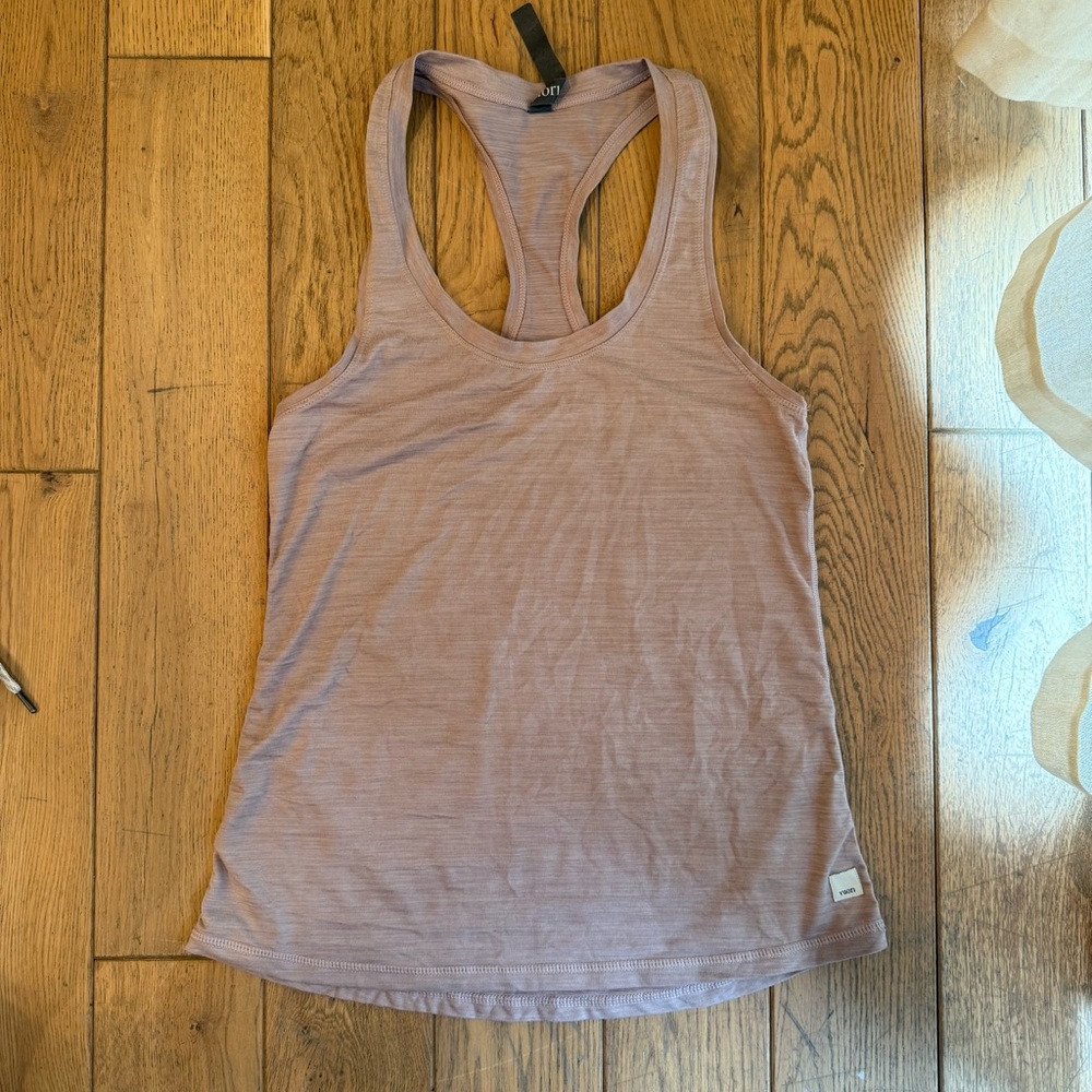 Vuori Lux performance Racerback Tank Top - Picture 3 of 7